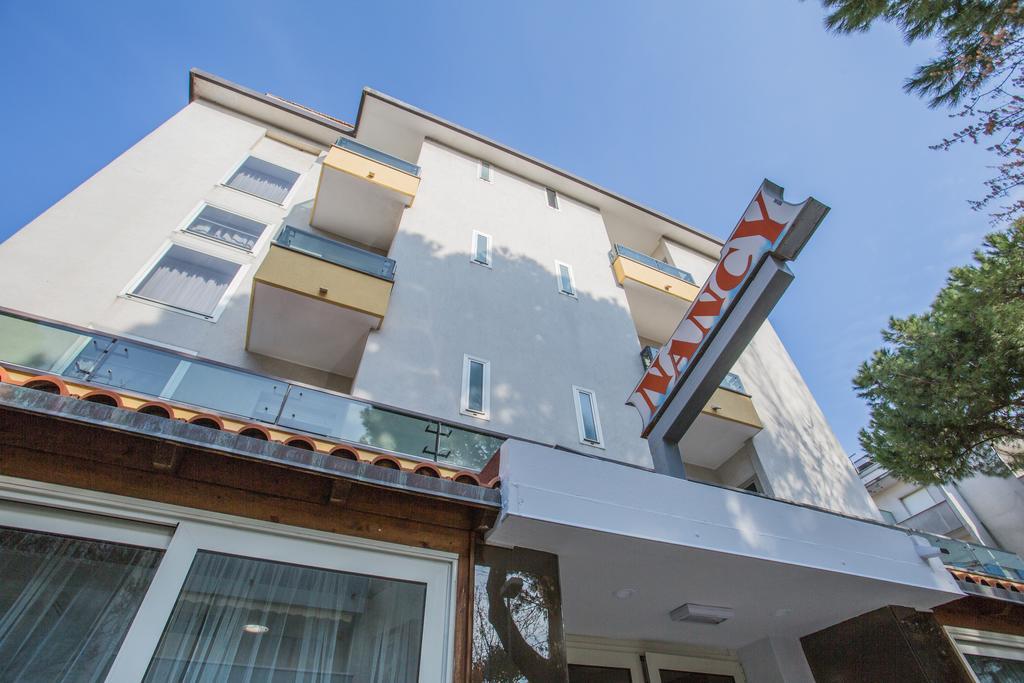 Hotel Nancy Ριτσόνε Εξωτερικό φωτογραφία